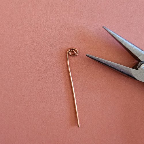 Margot Potter's Falloween Bracelet  - , Contemporary Wire Jewelry, Dapping, Dapping Jewelry, Findings, Clasps, Components, Wire Wrapping, Wrapping, Wire Wrapping Jewelry, Coil the wire around the loop    